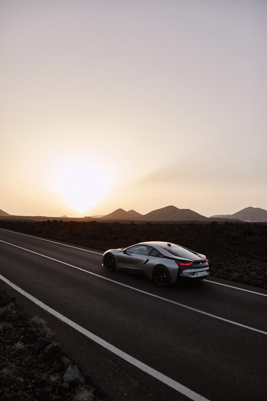 BMW i8 Coupe (I12) 2018 года  (WW) (фото 7 из 25)